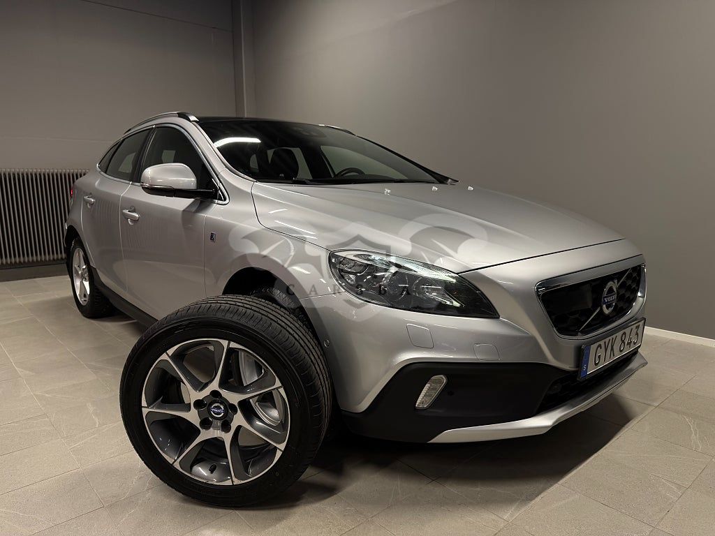 Volvo V40 2016