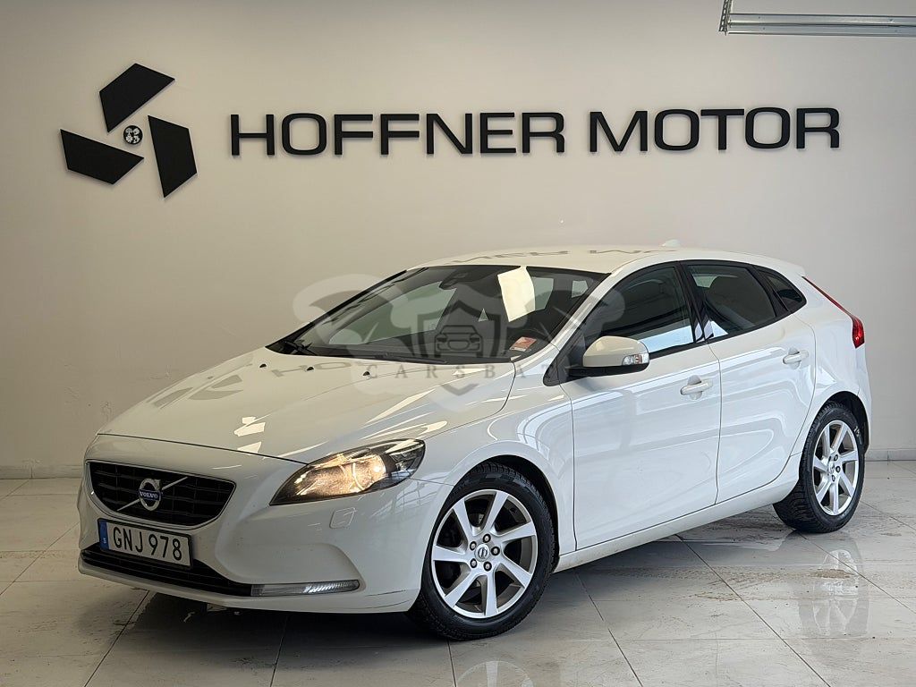 Volvo V40 2015