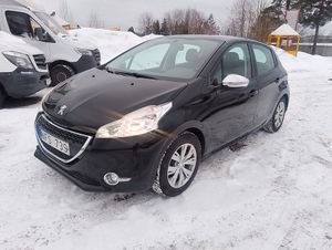 Peugeot 208 2013