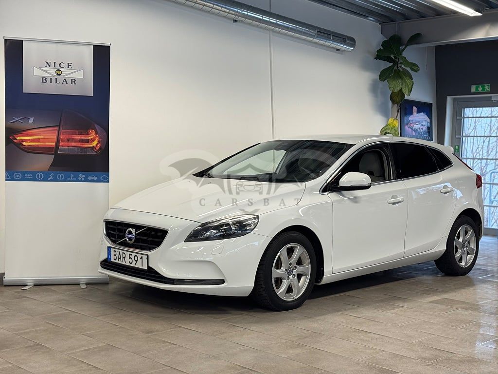 Volvo V40 2015