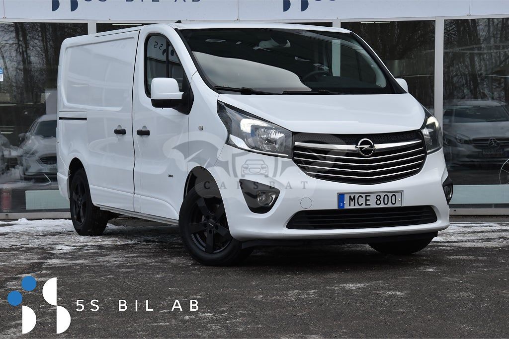 Opel Vivaro 2016