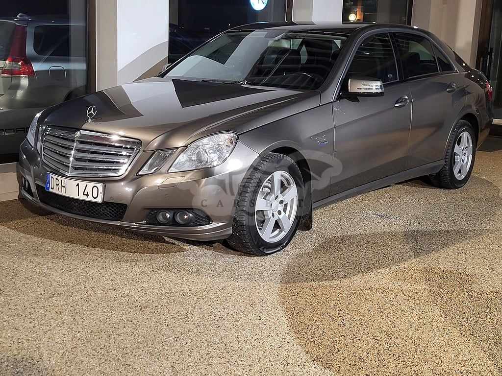 Mercedes-Benz E 2010
