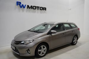 Toyota Auris 2014