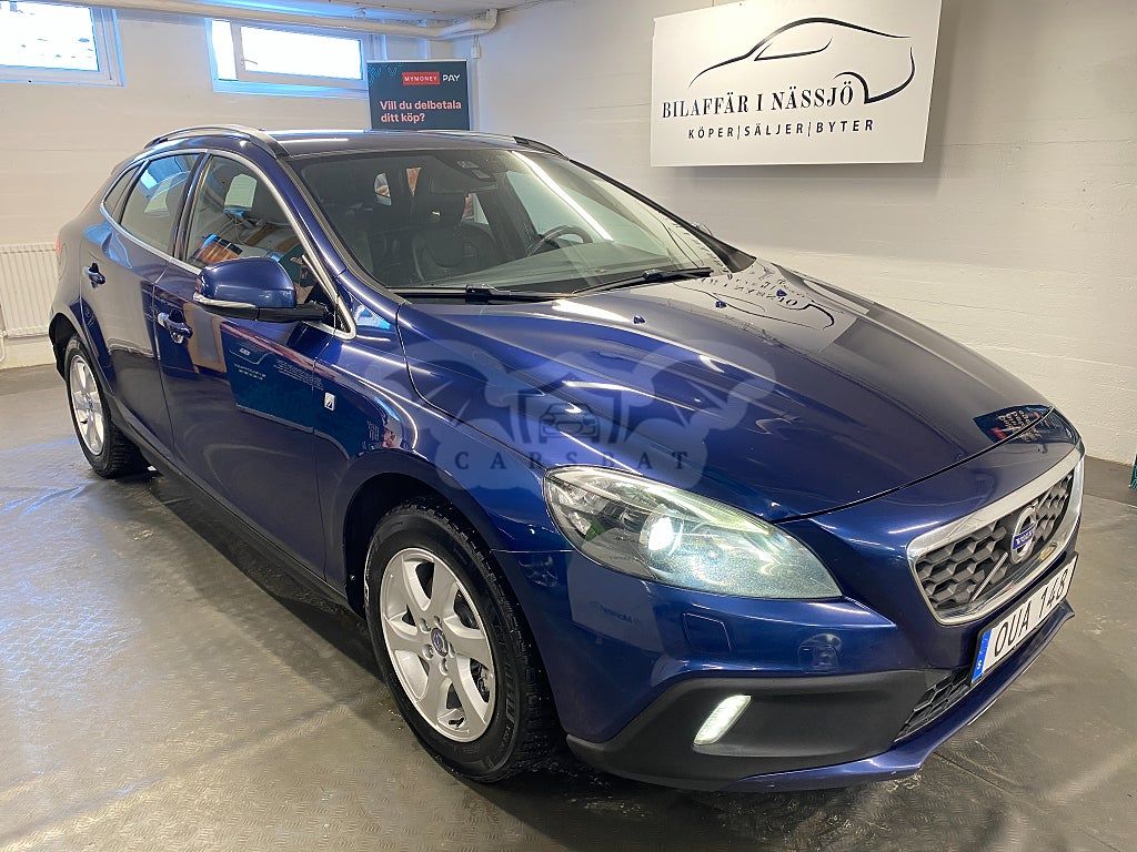Volvo V40 2015