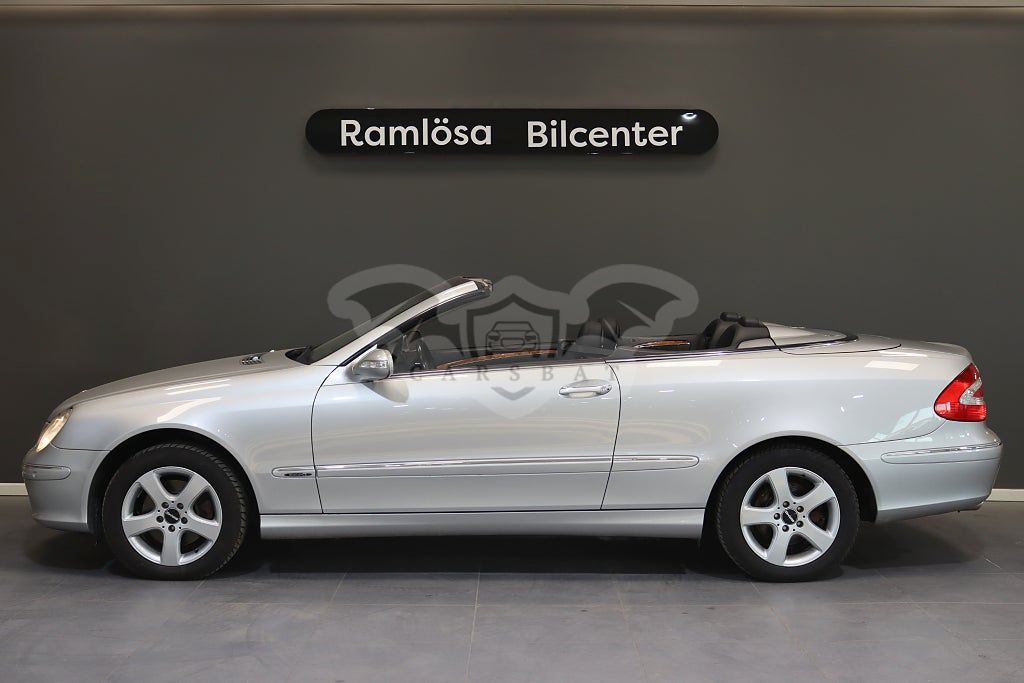Mercedes-Benz CLK 2004