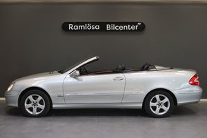 Mercedes-Benz CLK 2004