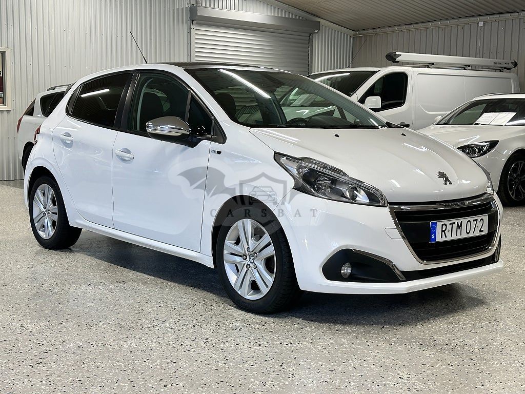 Peugeot 208 2016