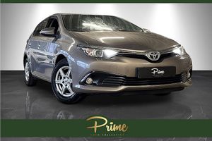 Toyota Auris 2015