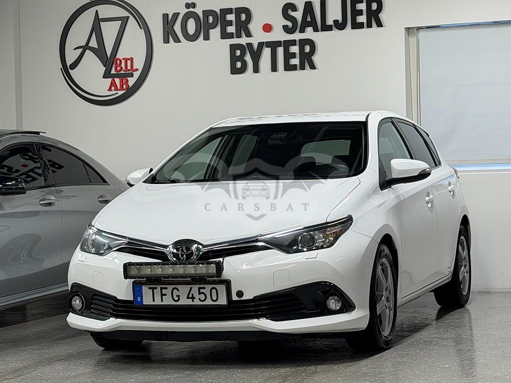 Toyota Auris 2016
