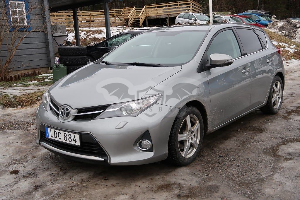Toyota Auris 2015