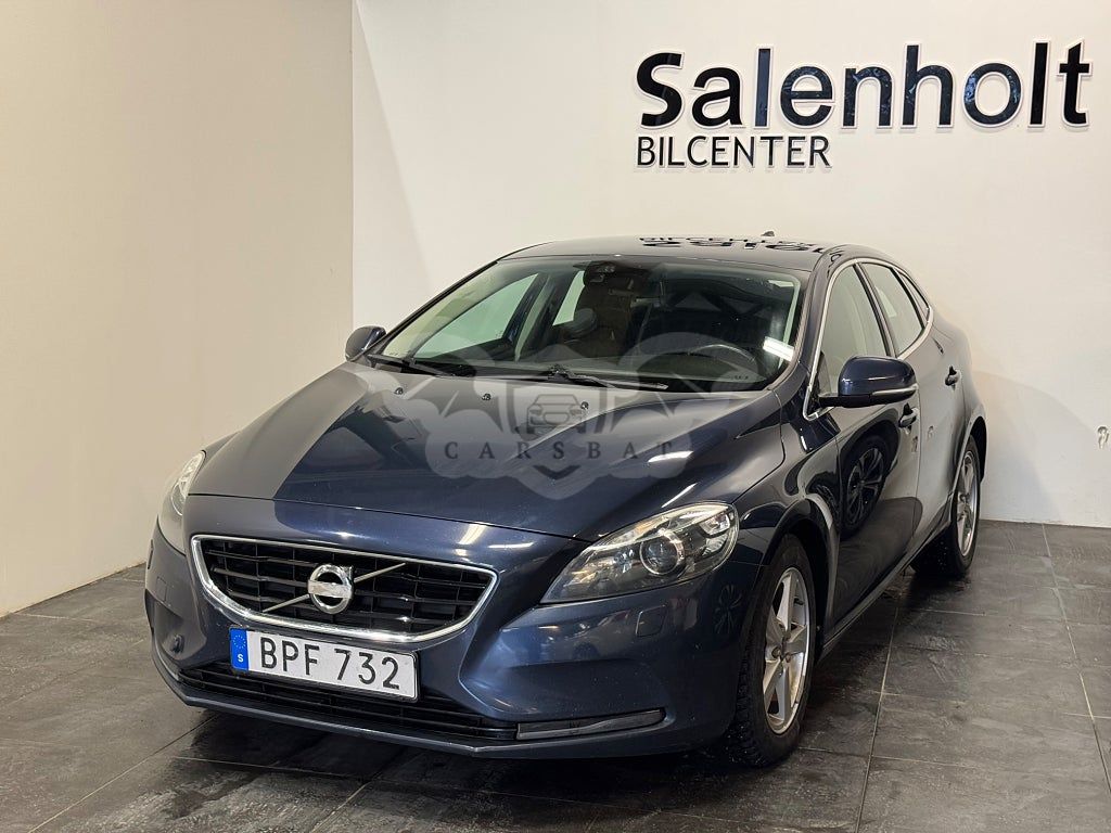 Volvo V40 2014