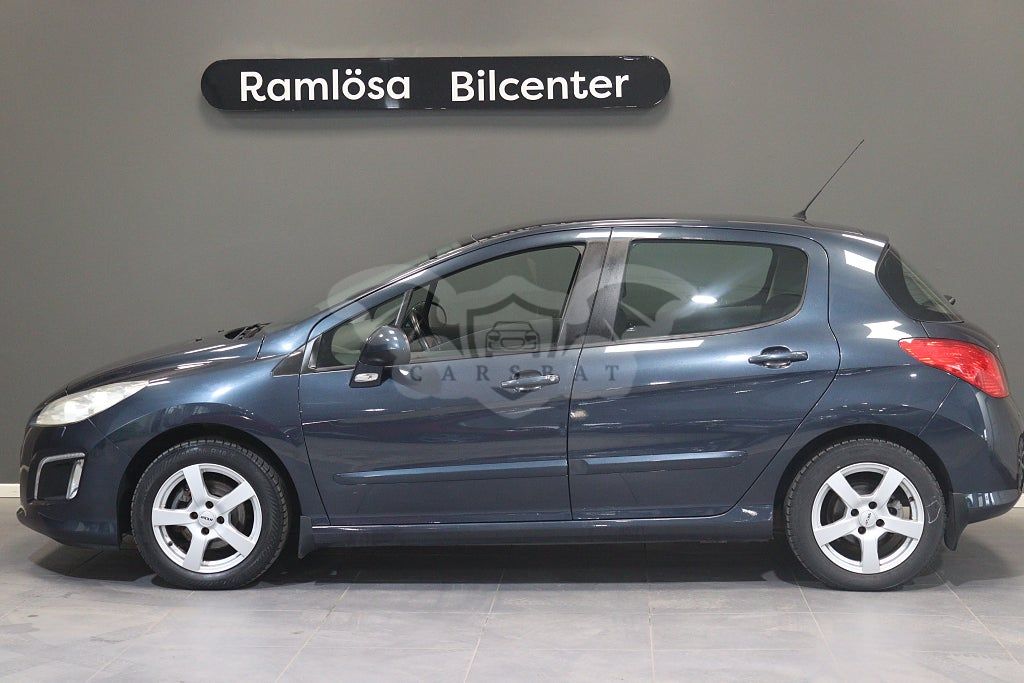 Peugeot 308 2011