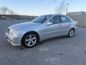 Mercedes-Benz C 2007