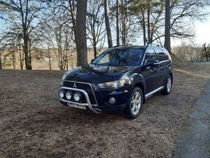 Mitsubishi Outlander 2012