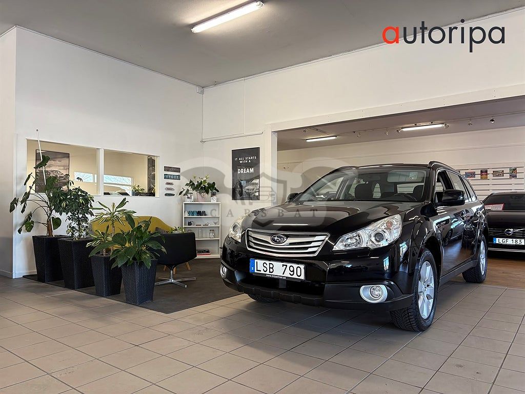 Subaru Outback 2011