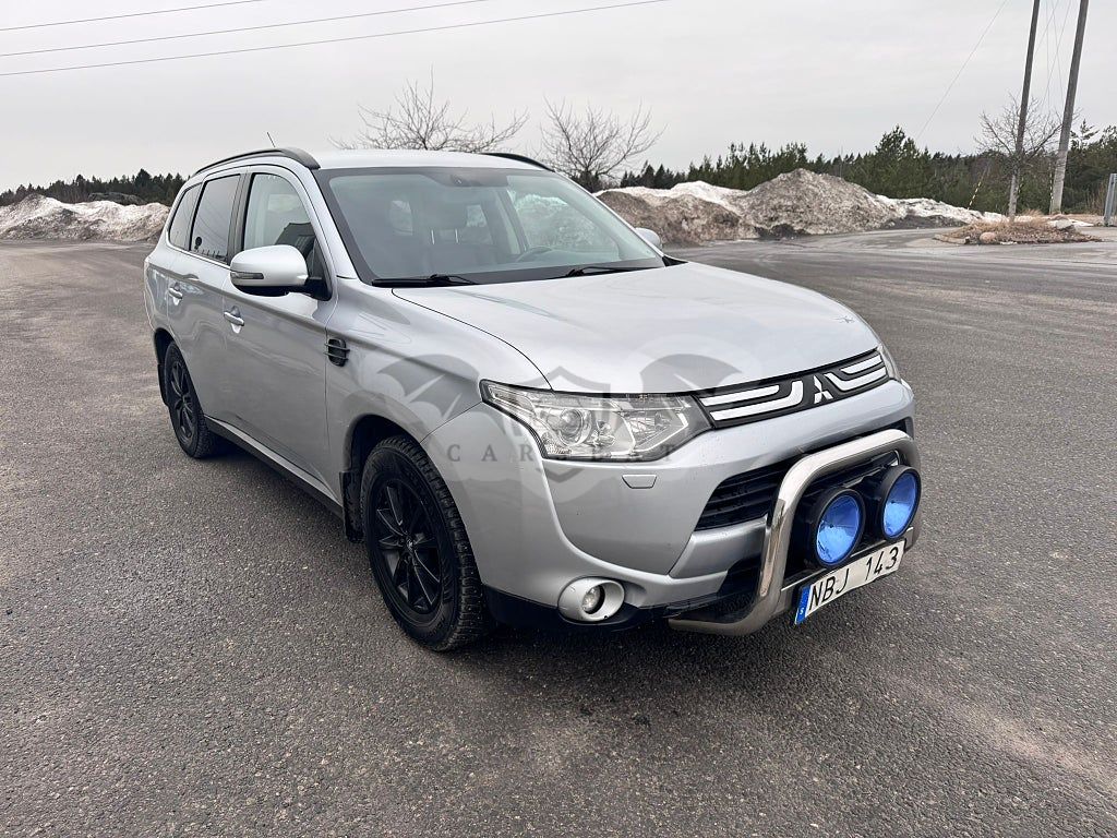 Mitsubishi Outlander 2013