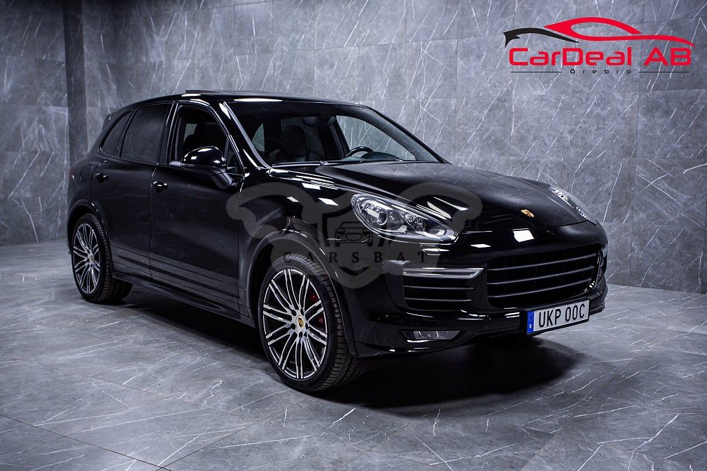 Porsche Cayenne 2016