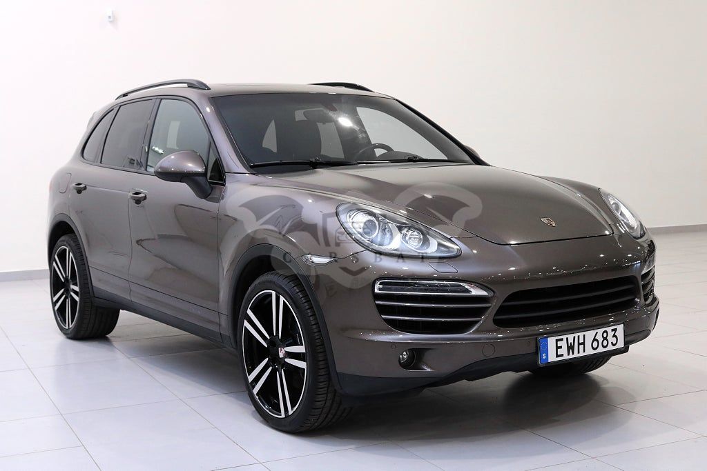 Porsche Cayenne 2011