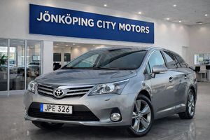Toyota Avensis 2015