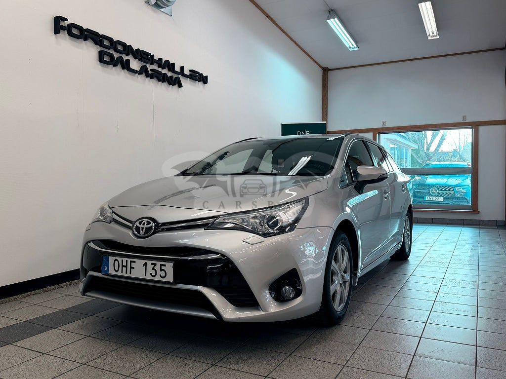 Toyota Avensis 2016