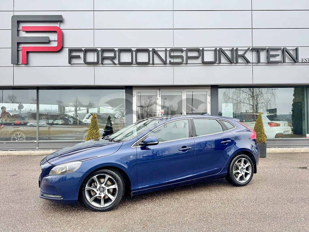 Volvo V40 2016