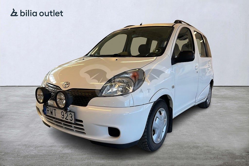 Toyota Yaris 2000