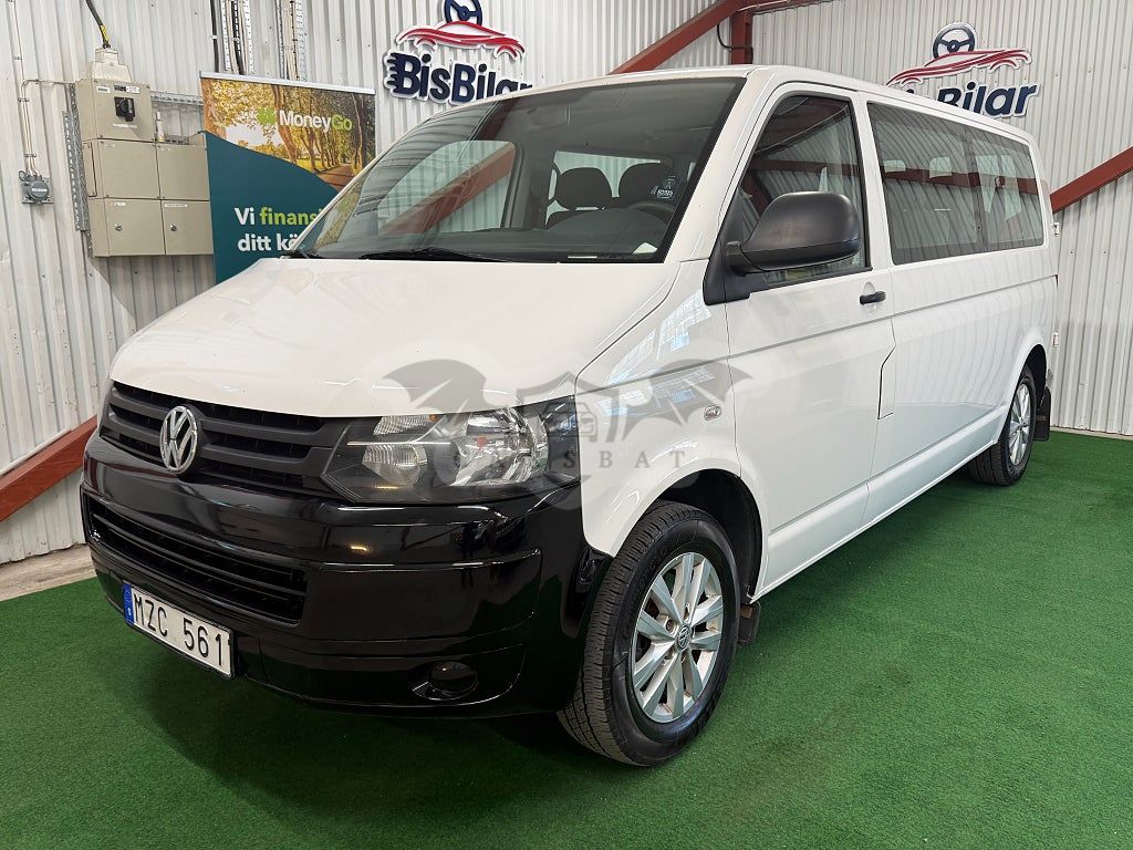 Volkswagen Caravelle 2012