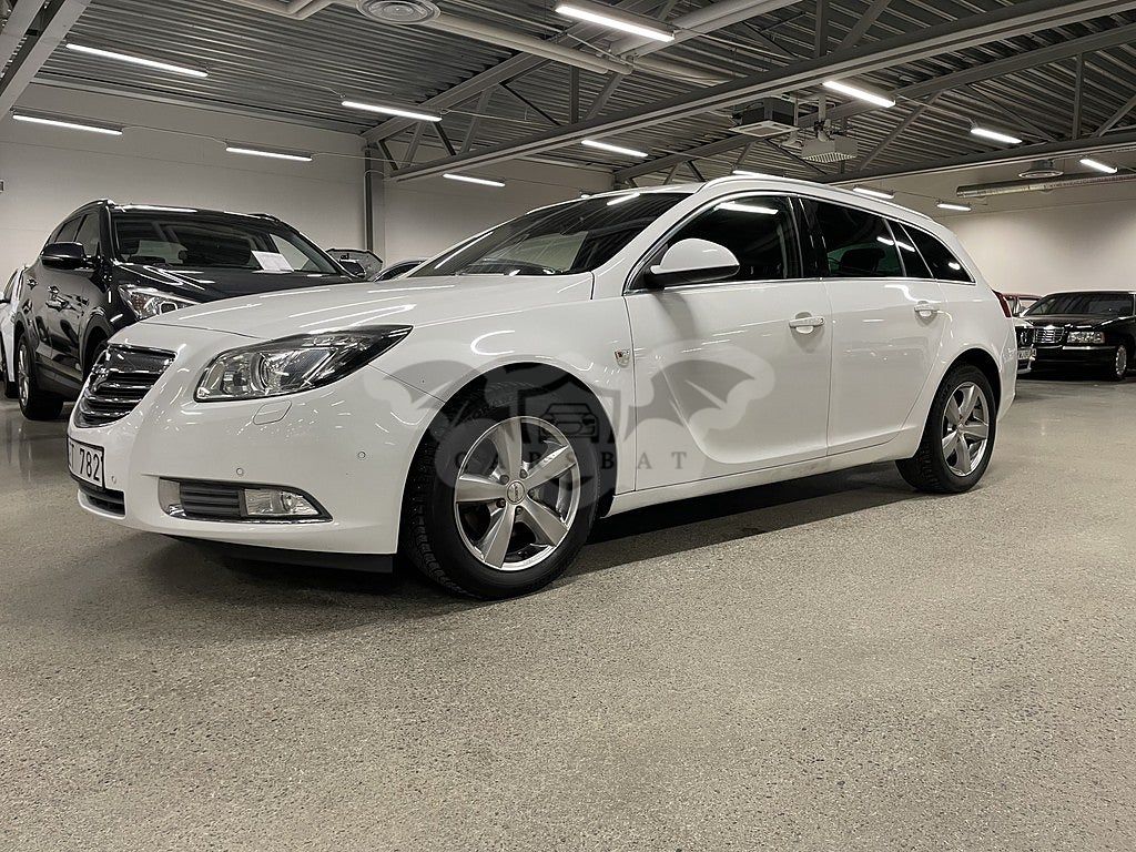 Opel Insignia 2011