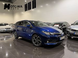 Toyota Auris 2016