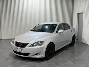 Lexus IS 2006