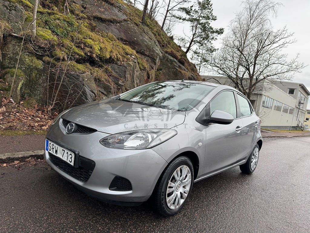 Mazda 2 2010