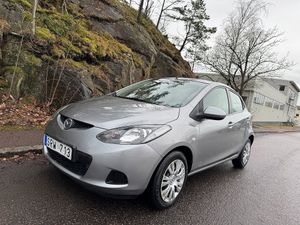 Mazda 2 2010