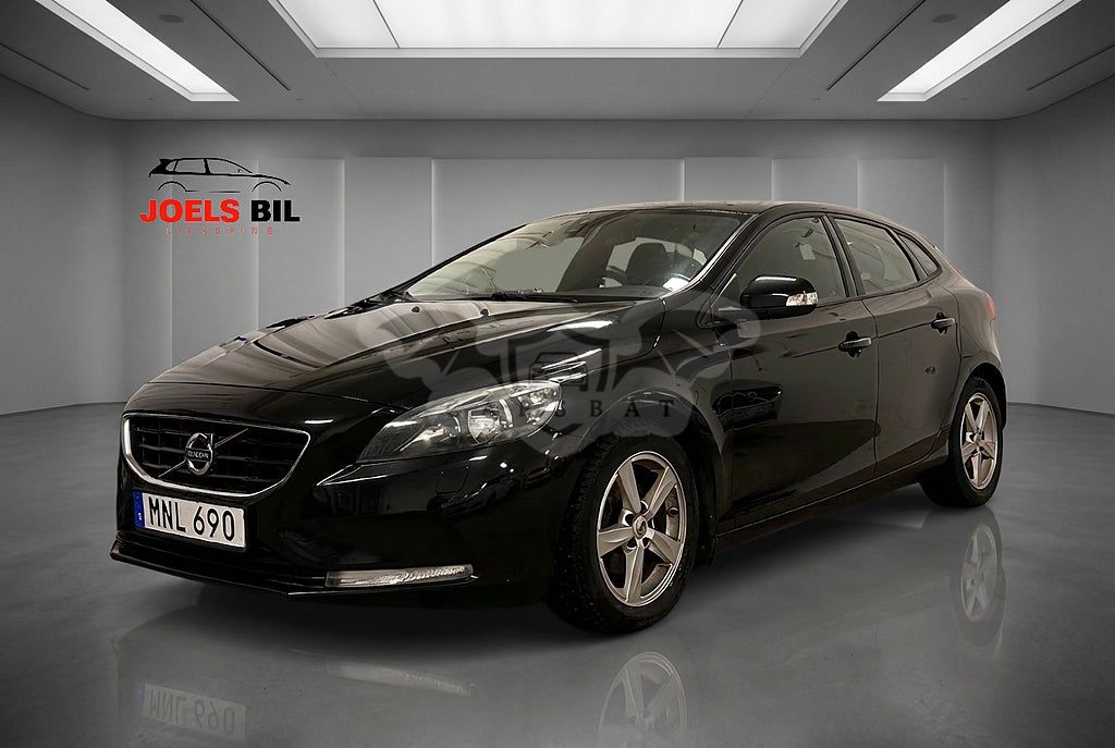 Volvo V40 2015