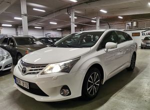 Toyota Avensis 2012