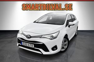 Toyota Avensis 2015