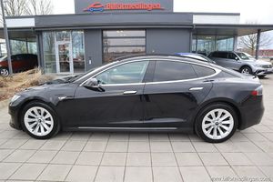Tesla Model S 2014