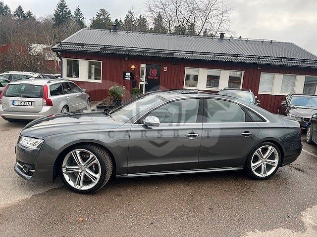 Audi A8 2016