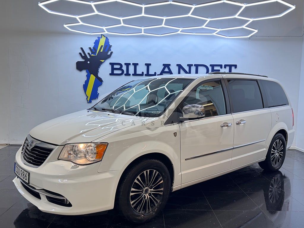 Lancia Voyager 2014