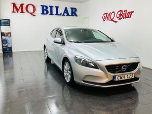 Volvo V40 2015