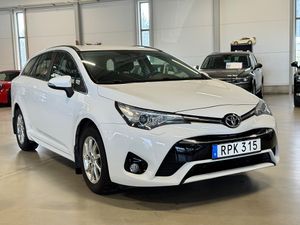 Toyota Avensis 2016