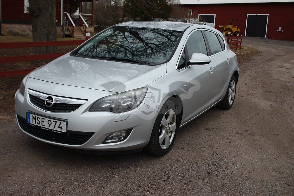 Opel Astra 2013
