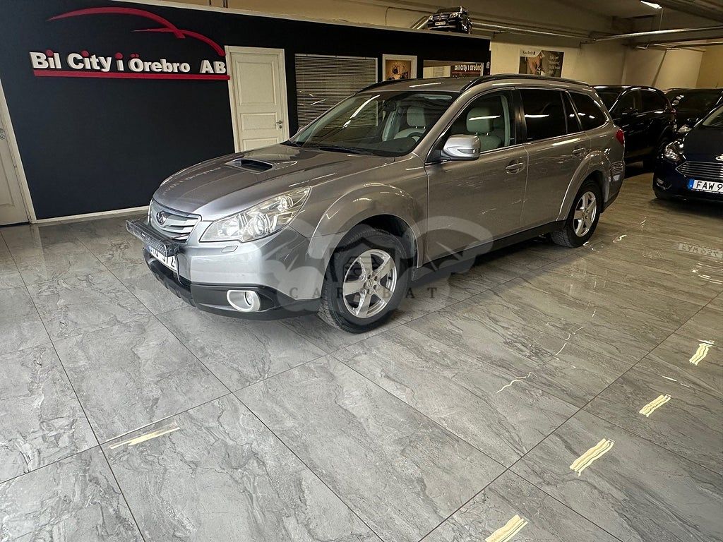 Subaru Outback 2011