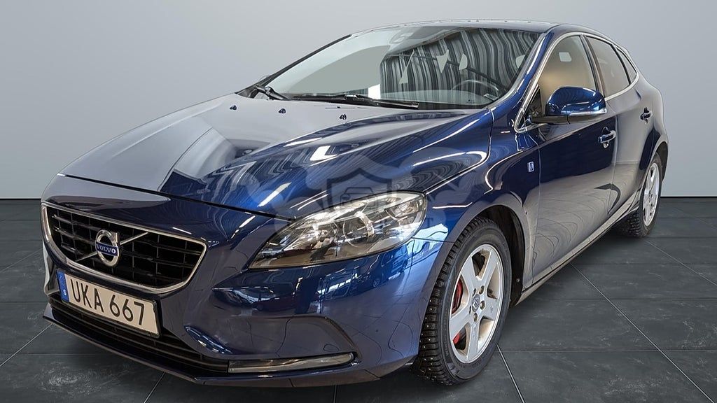 Volvo V40 2015