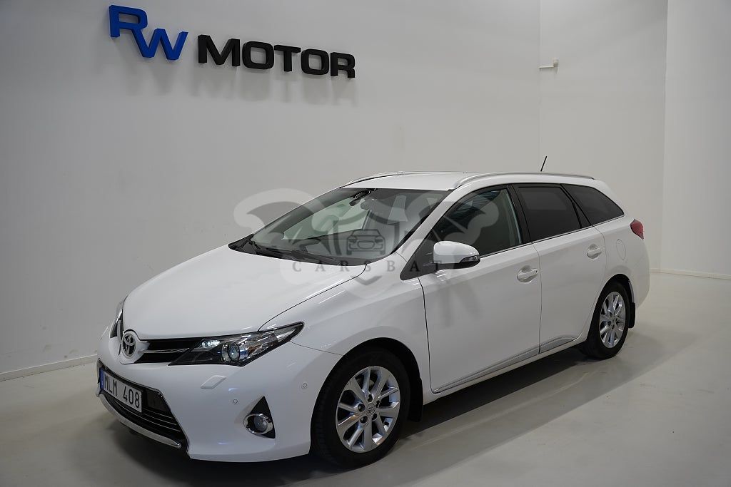 Toyota Auris 2013