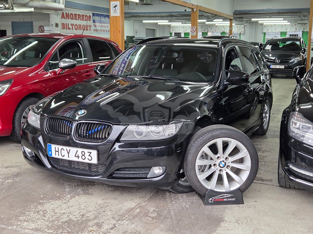 BMW 3 Series 320 2011