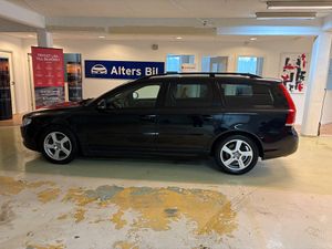 Volvo V70 2015