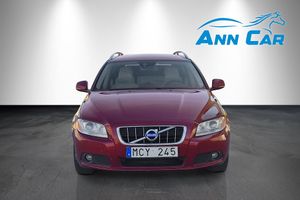 Volvo V70 2012