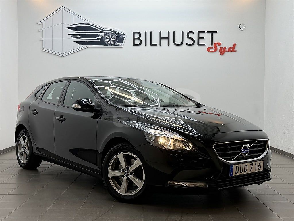Volvo V40 2015