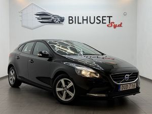 Volvo V40 2015