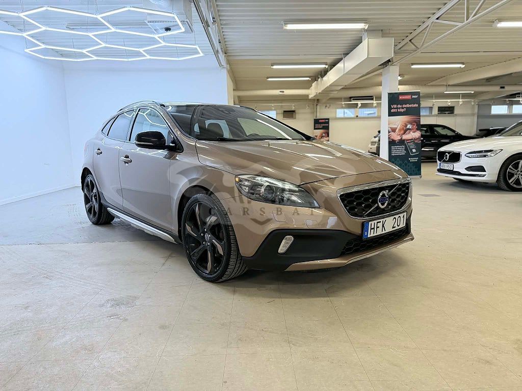 Volvo V40 2014